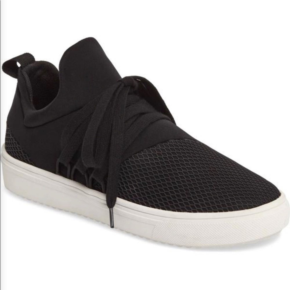 steve madden black lace up sneakers